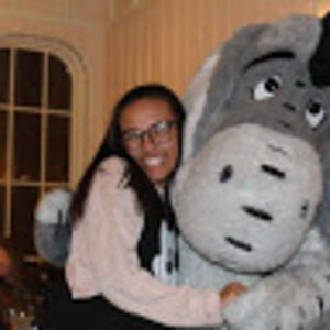 Meet your Posher, Delia